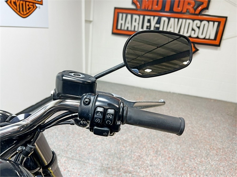 2016 Harley-Davidson Sportster Roadster XL1200CX 6,571 Miles Vivid Black