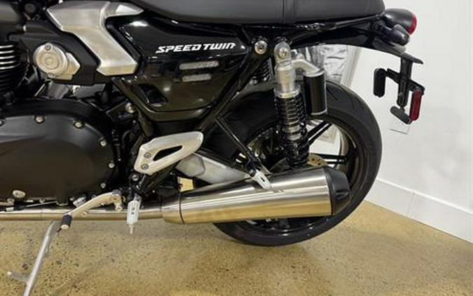 2025 Triumph Speed Twin 1200