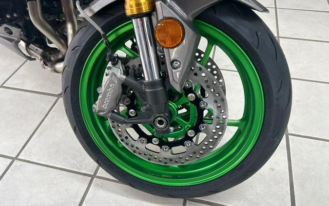 2025 Kawasaki METALLIC MATTE GRAPHITE GRAY Z9