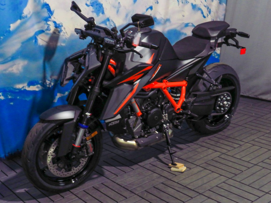 2024 KTM 1390 Super Duke R EVO