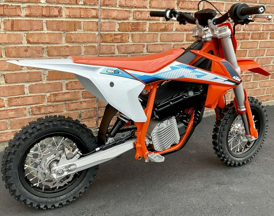 New 2024 KTM SX-E 3