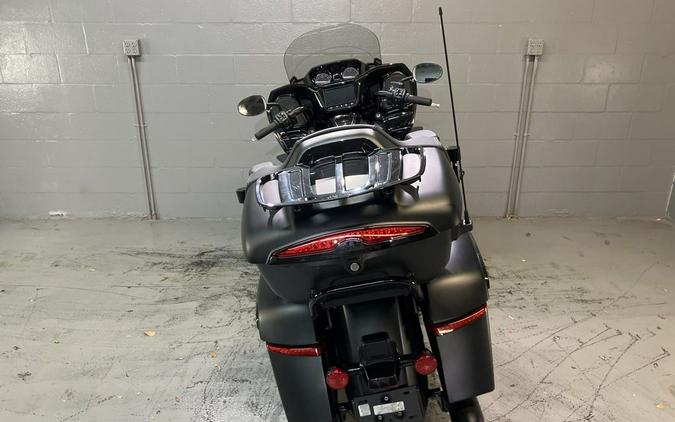 2025 Indian Motorcycle® Pursuit® Dark Horse® 112 w/PowerBand Audio Black Smoke