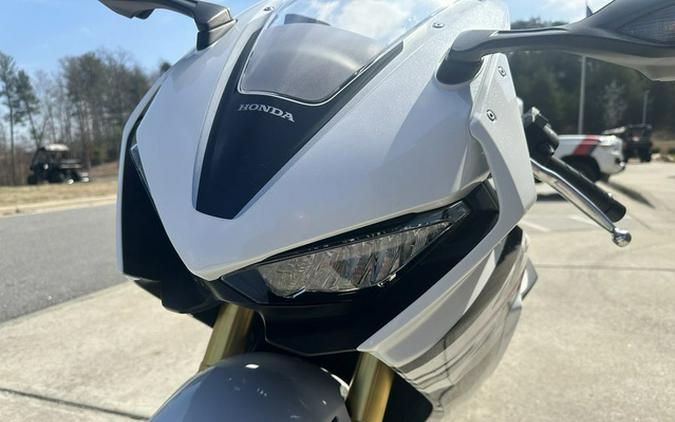 2027 Honda CBR1000RR ABS