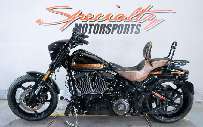 2016 Harley-Davidson CVO™ Pro Street Breakout®