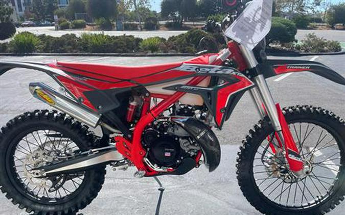 2026 Beta 300 Xtrainer Lowboy
