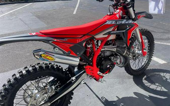 2026 Beta 300 Xtrainer Lowboy