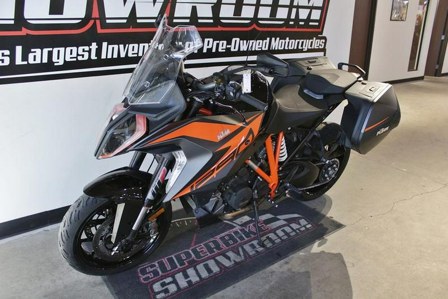 2020 KTM 1290 Super Duke GT