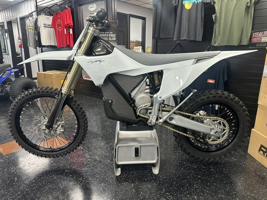 2024 Stark VARG Alpha MX 19"_80HP