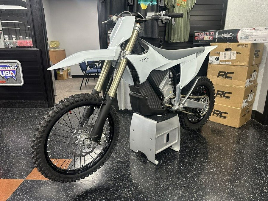 2024 Stark VARG Alpha MX 19"_80HP