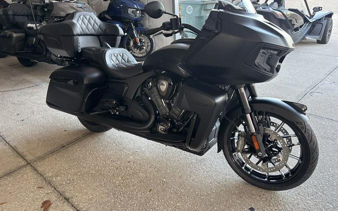 2025 Indian Motorcycle® Pursuit® Dark Horse® Black Smoke