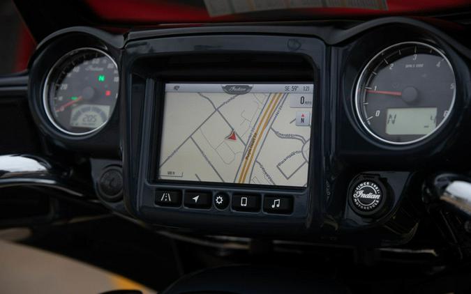 2025 Indian Motorcycle Chieftain Limited w/PowerBand Audio