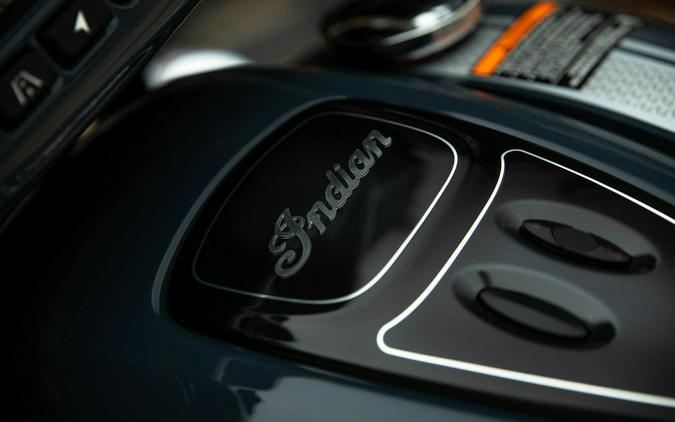 2025 Indian Motorcycle Chieftain Limited w/PowerBand Audio