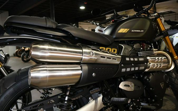 2026 Triumph Scrambler 900 Matt khaki green