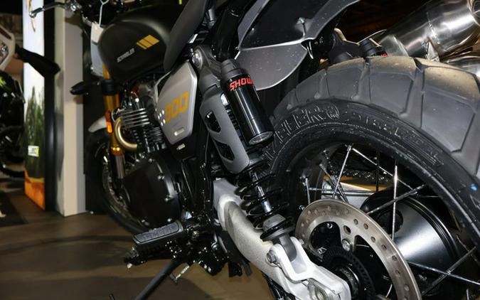 2026 Triumph Scrambler 900 Matt khaki green