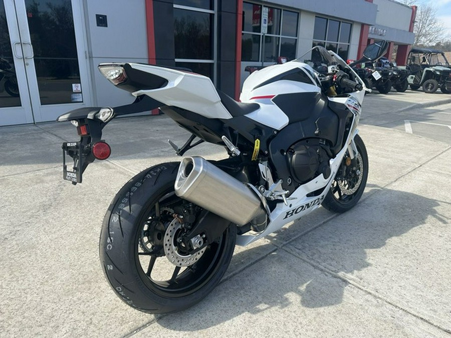2027 Honda CBR1000RR