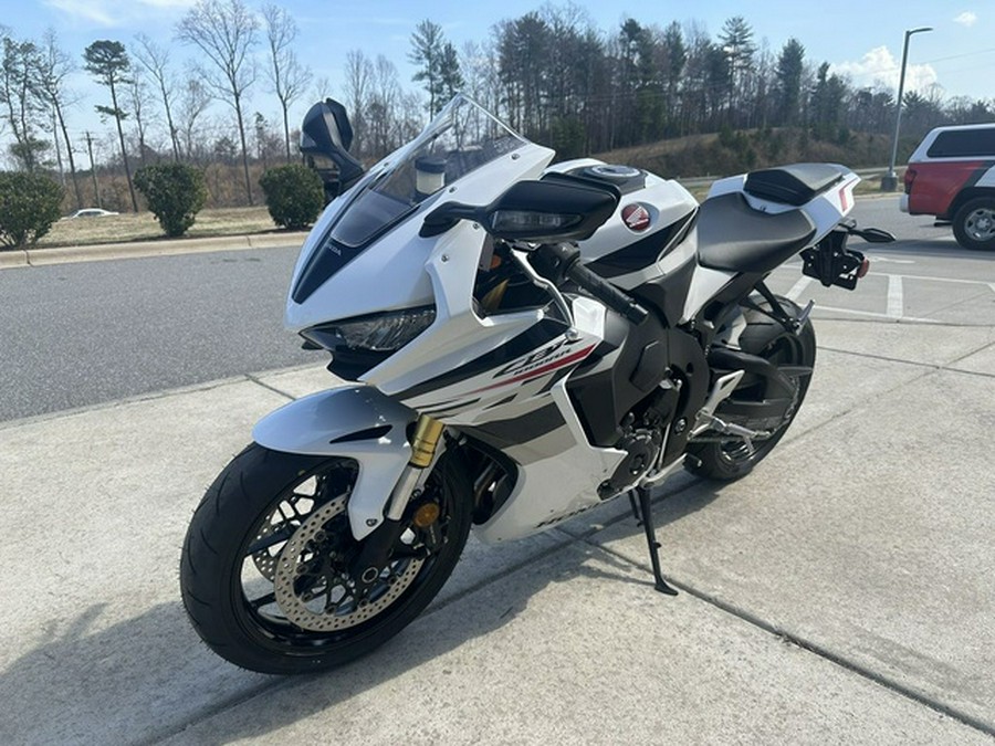 2027 Honda CBR1000RR