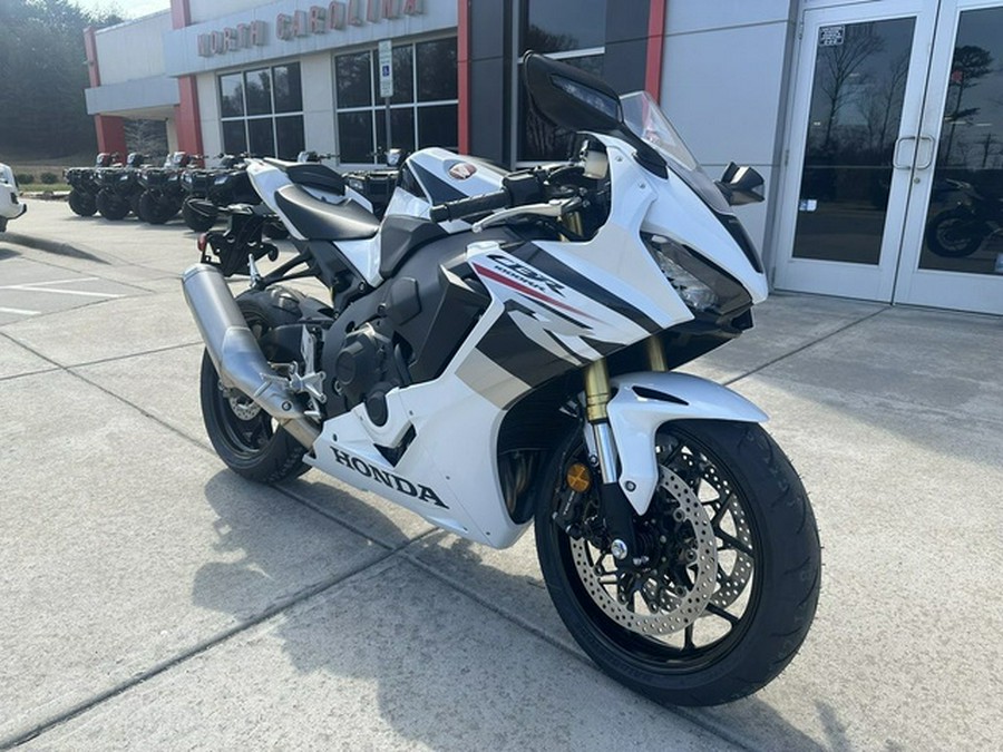 2027 Honda CBR1000RR
