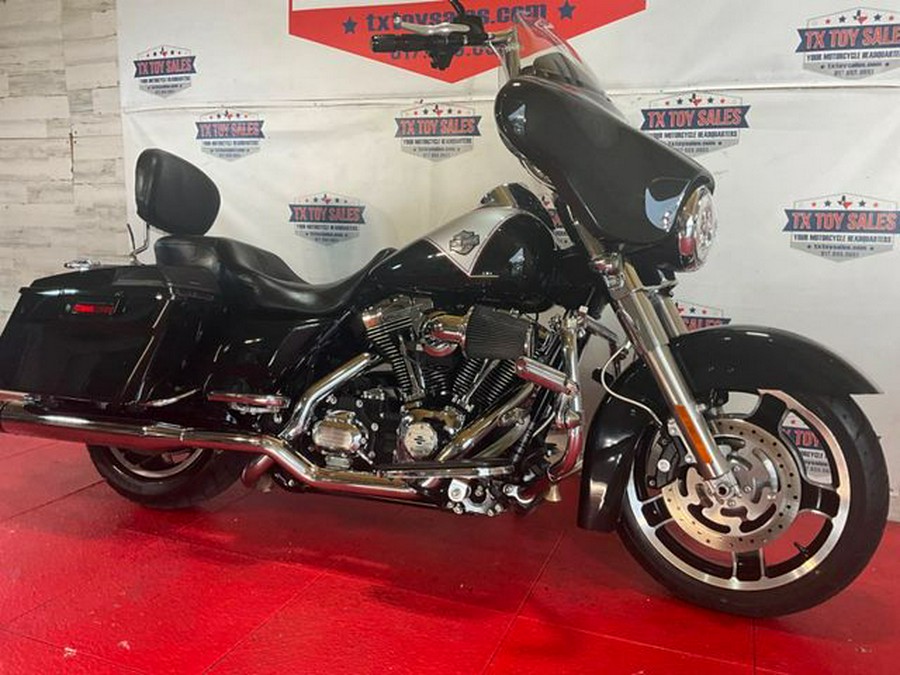 2013 Harley-Davidson Street Glide Base