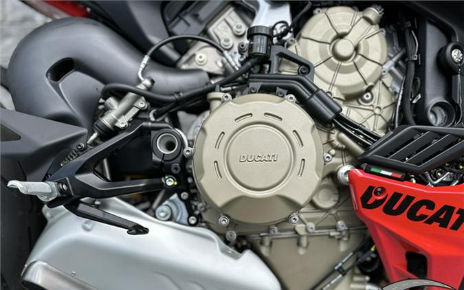 2024 Ducati Streetfighter V4