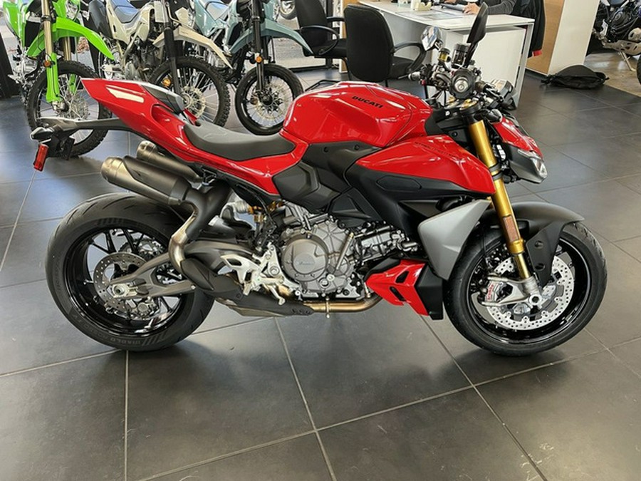 2025 Ducati Streetfighter V2 S V2 S