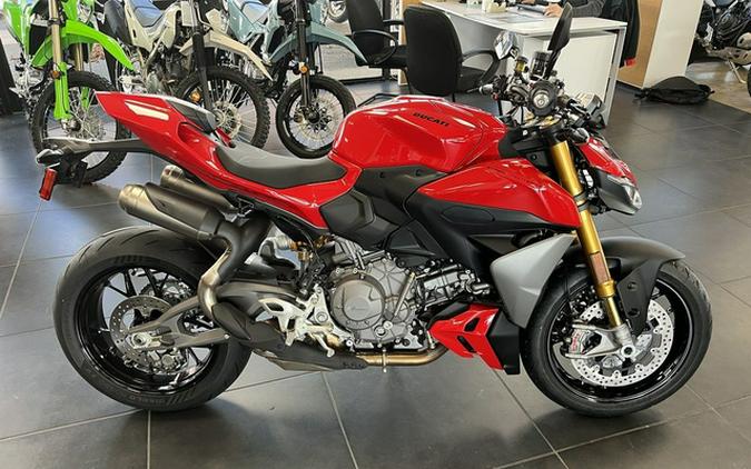 2025 Ducati Streetfighter V2 S V2 S
