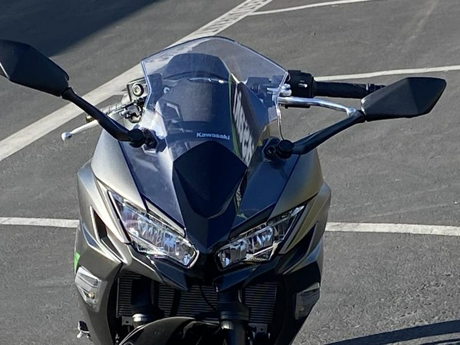 2024 Kawasaki Ninja® 650 Metallic Matte Graphenesteel Gray/Ebony