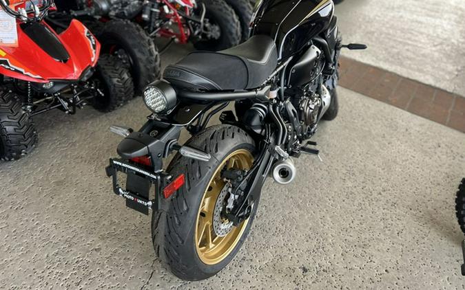 2025 Yamaha XSR 700