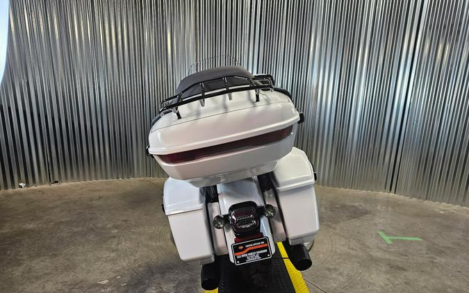2026 Harley-Davidson Street Glide Limited White Onyx Pearl Black Trim