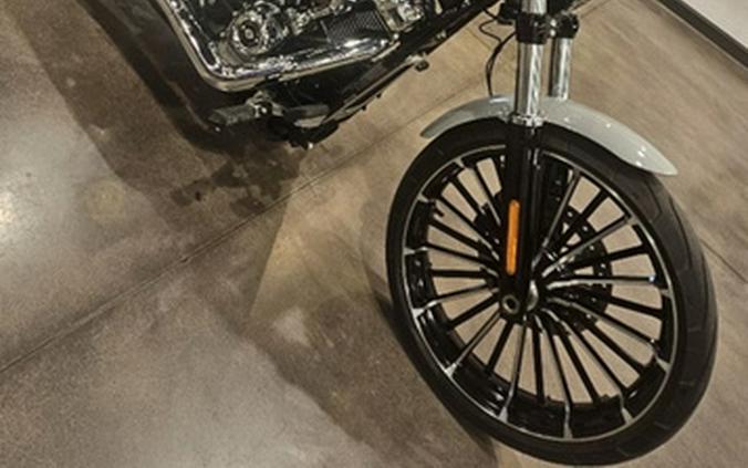 2024 Harley-Davidson Softail FXBR - Breakout