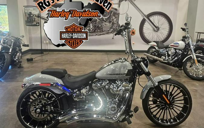 2024 Harley-Davidson Softail FXBR - Breakout