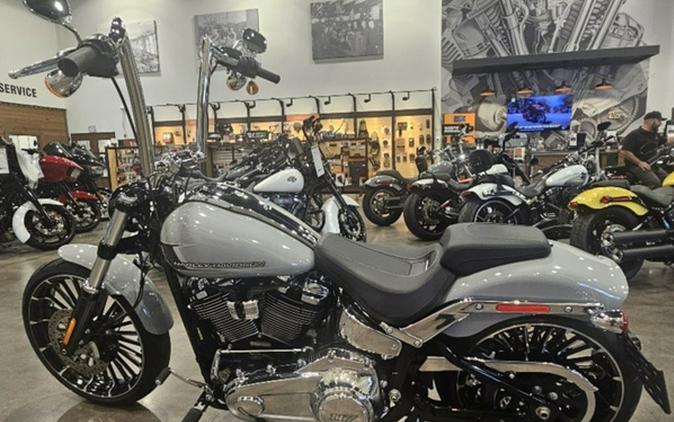 2024 Harley-Davidson Softail FXBR - Breakout