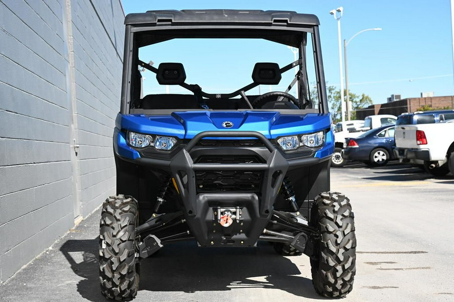 2023 Can-Am® Defender 6x6 XT HD10