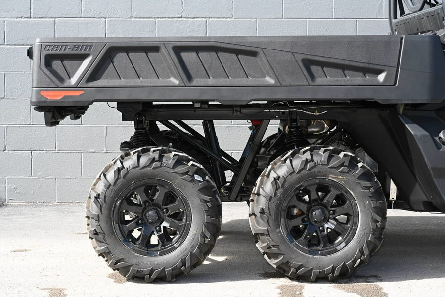 2023 Can-Am® Defender 6x6 XT HD10