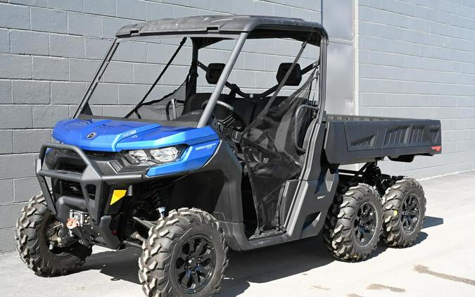 2023 Can-Am® Defender 6x6 XT HD10