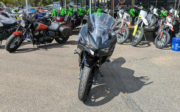 2025 Kawasaki Ninja® 500 SE ABS
