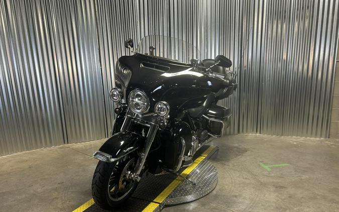 2018 Harley-Davidson Electra Glide Ultra Classic Vivid Black