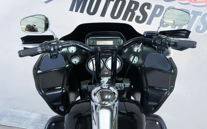 2011 Harley-Davidson Road Glide® Custom