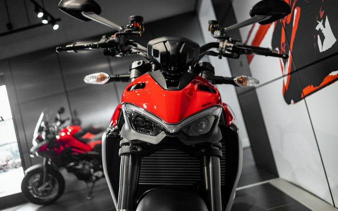 2024 Ducati Streetfighter V2 Red