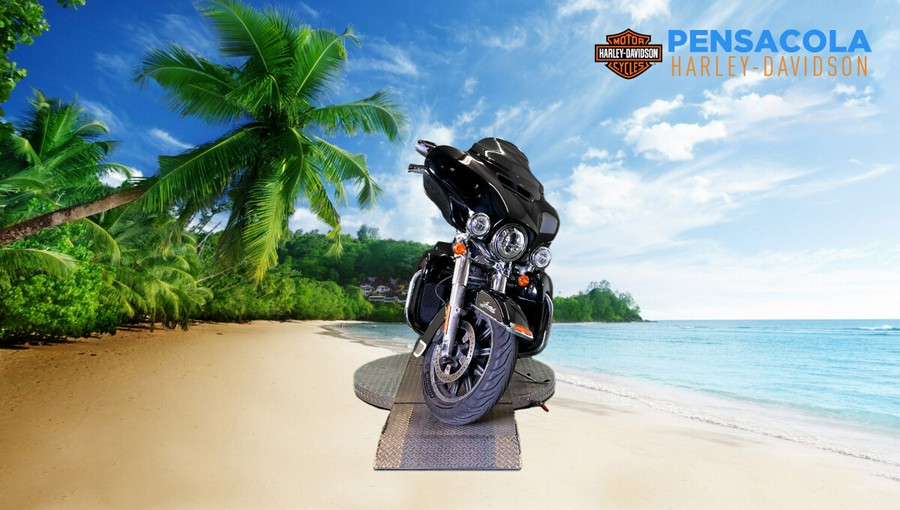 2018 Harley-Davidson® Ultra Limited Vivid Black