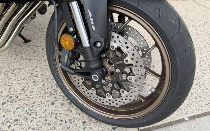 2025 Honda® CB650R E-Clutch