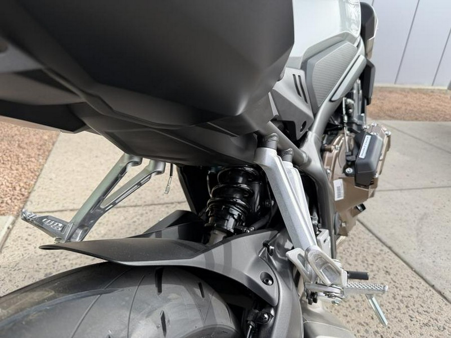 2025 Honda® CB650R E-Clutch