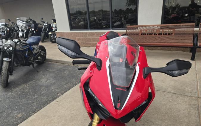 2024 HONDA CBR1000RR BASE