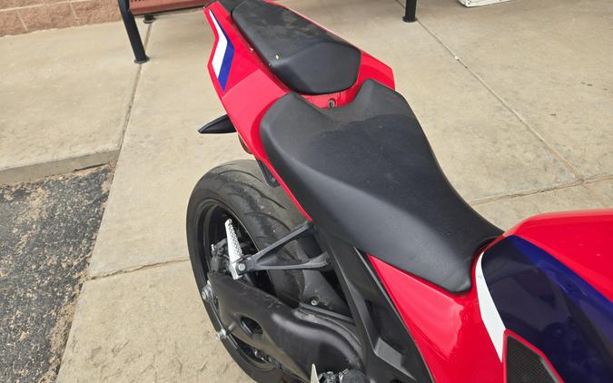 2024 HONDA CBR1000RR BASE