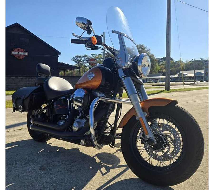 2015 Harley-Davidson® FLS - Softail Slim®