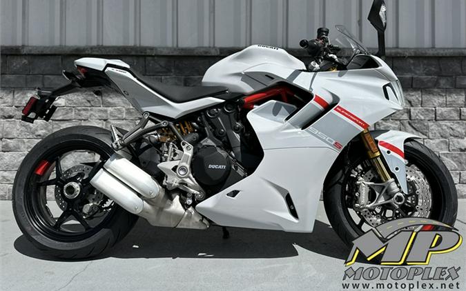 2024 Ducati SuperSport 950 S