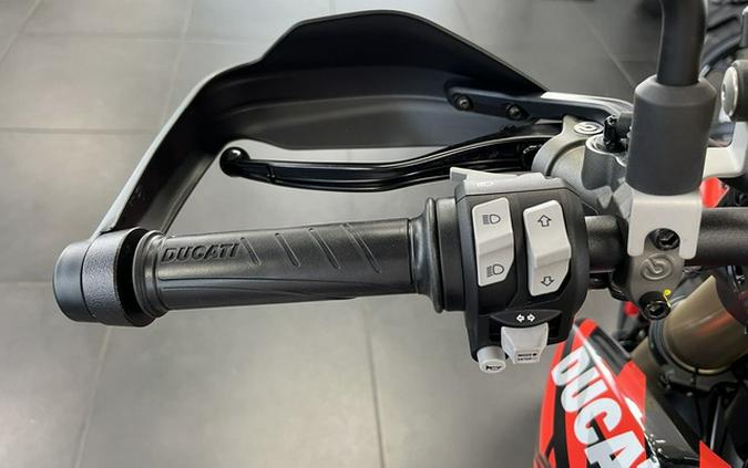 2025 Ducati Hypermotard 698 Mono RVE Graffiti