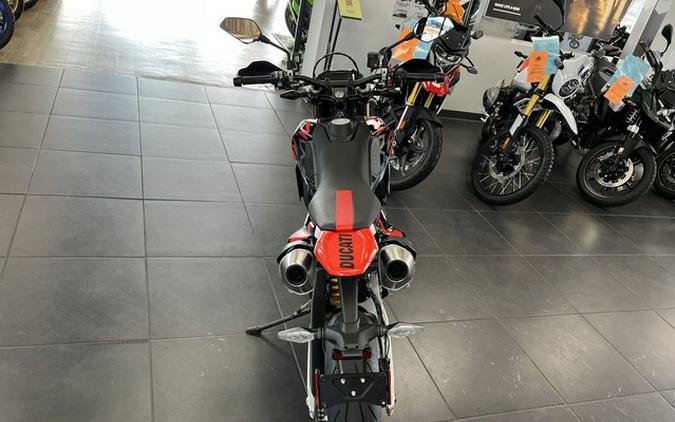 2025 Ducati Hypermotard 698 Mono RVE Graffiti