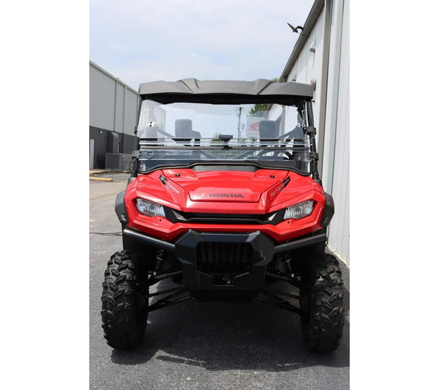 2025 Honda® Pioneer 1000