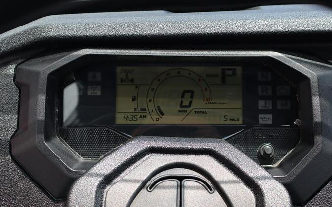 2025 Honda® Pioneer 1000