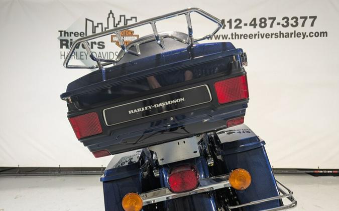 2012 Harley-Davidson® Electra Glide® Ultra Limited Big Blue Pearl/Vivid Black